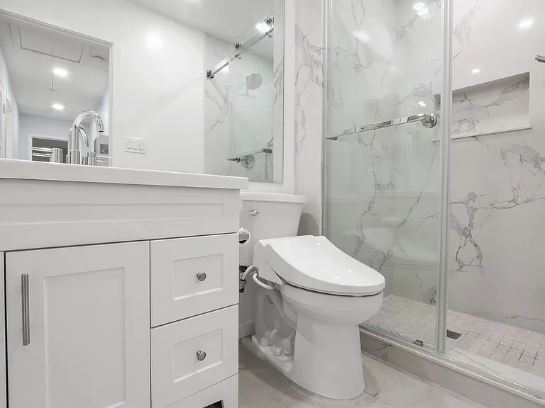 989 Arbor St — Photo 13