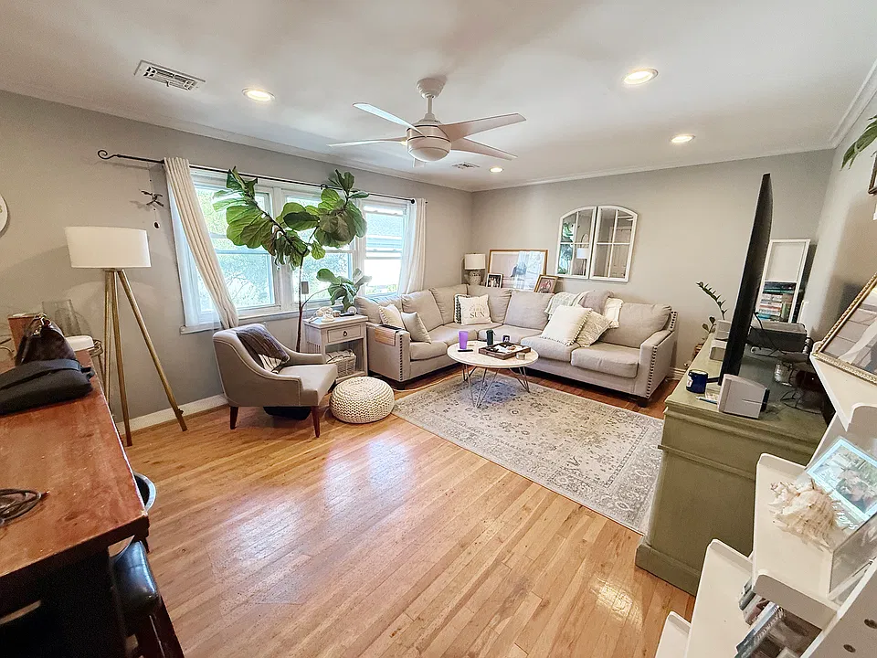 1201 Ocean Ave