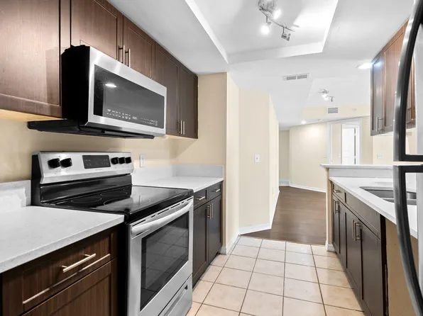 4197 N Haverhill Road #204, West Palm Beach, FL 33417