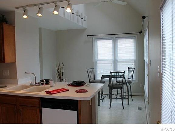 5th image of 5124 Chelsea Brook Ln