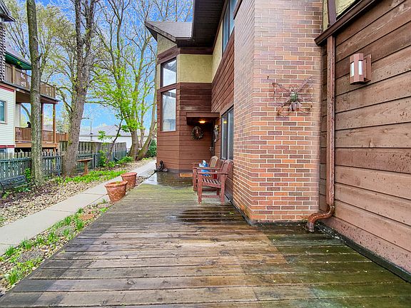 4th image of 514 N Lombard Ave