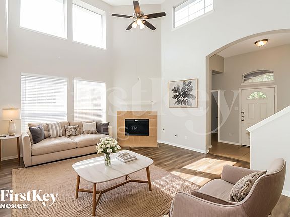 4th image of 10047 Arcadian Springs Ln