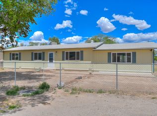 5820 Warren Ln SW, Albuquerque, NM 87105