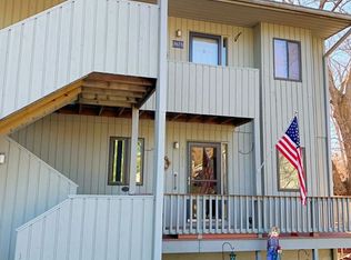 7673 Woodmere Dr, Athens, OH 45701