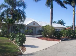 1408 Vendome Ct, Cape Coral, FL 33904