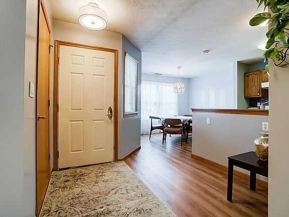 3rd image of 681 Milcrest Dr #681