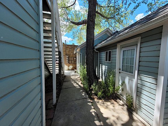 5th image of 517 E Custer St