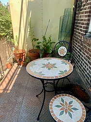 Rented by R New York