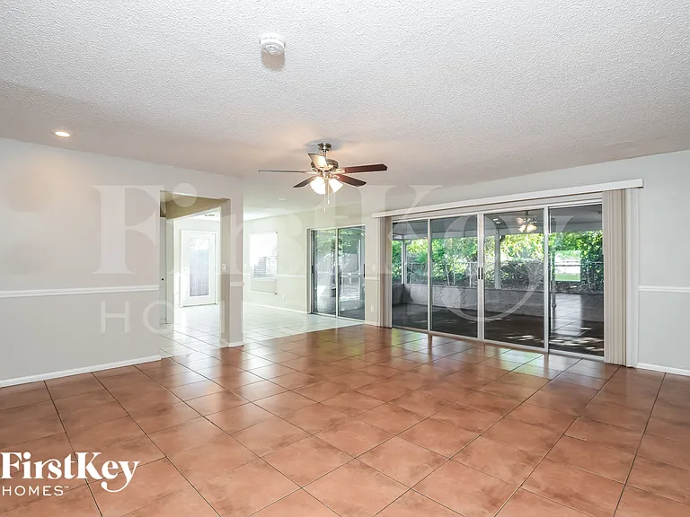 3105 Barna Ave — Photo 8