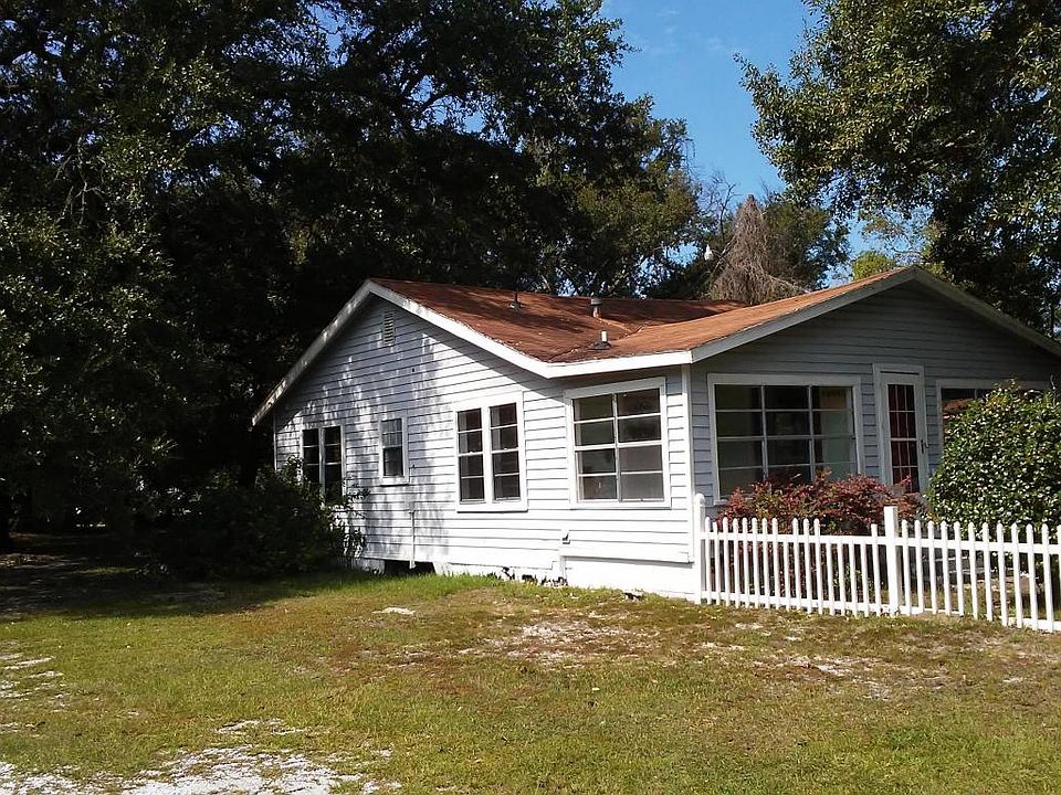 1st image of 1031 Fournier Ave