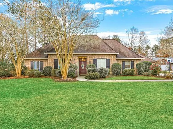 18 Piper Ln, Mandeville, LA 70448