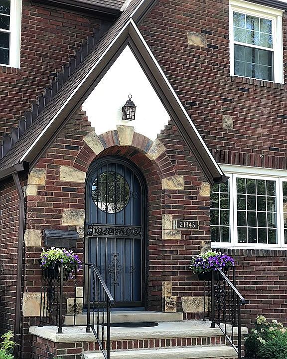 2nd image of 21343 Beachwood Dr