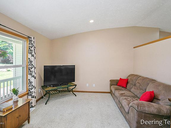 5th image of 7128 Pine Valley Dr