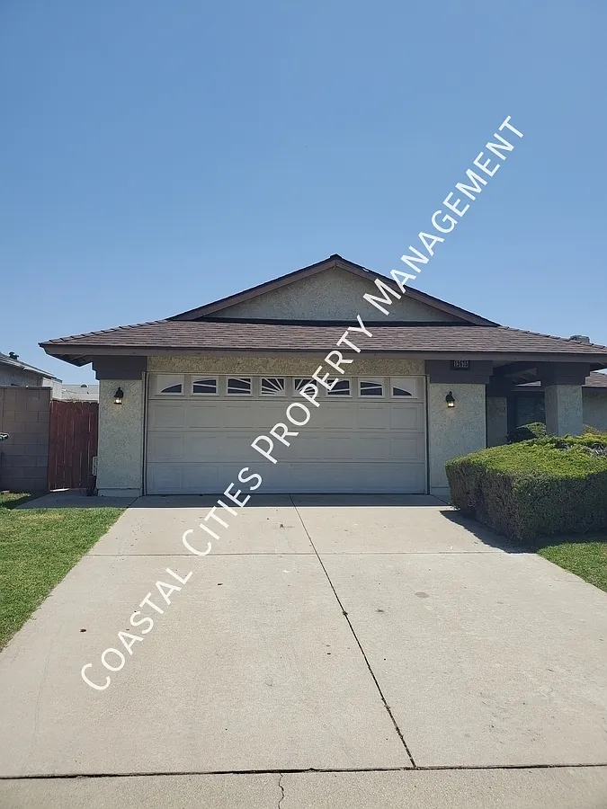4 bed, 1665 sqft, $3,400 — Photo 2