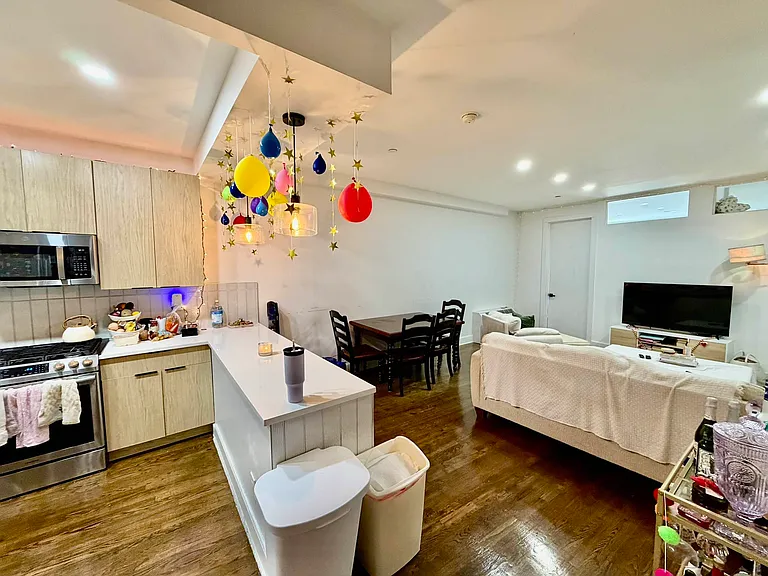 53 Stone St #3E — Photo 2