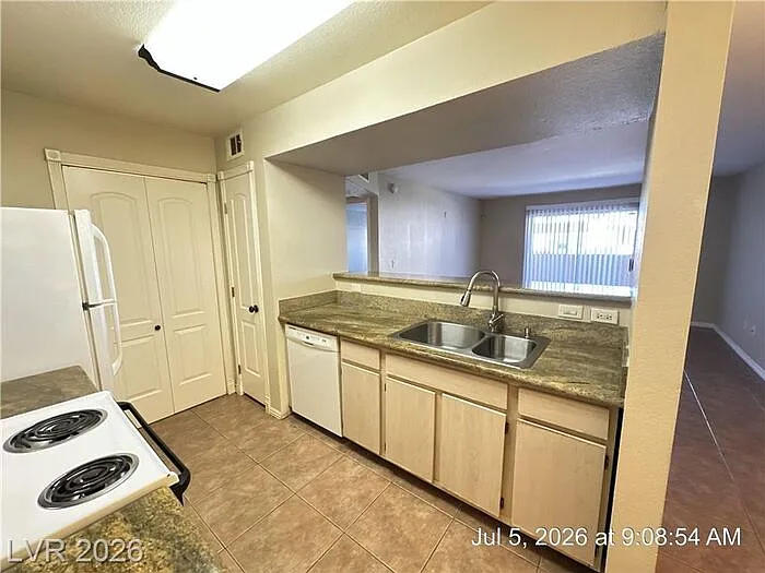 1150 N Buffalo Dr #1090 — Photo 12