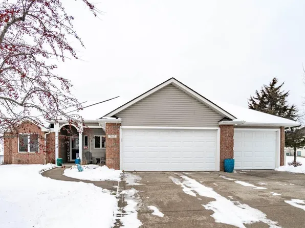 7917 Crosshill Ct, Fort Wayne, IN 46825