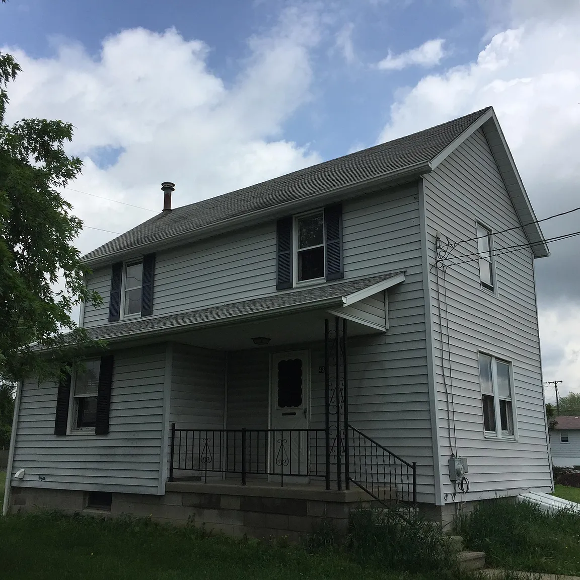 43 Warwick Ave NW photo 1