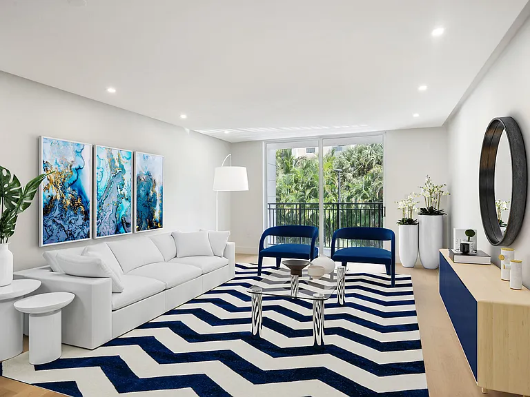 Beach Place — Photo 6
