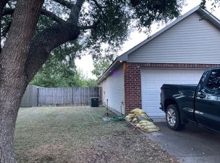 17290 Rennes Dr, Prairieville, LA 70769