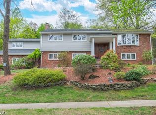 100 Overlook Ave, Wayne, NJ 07470