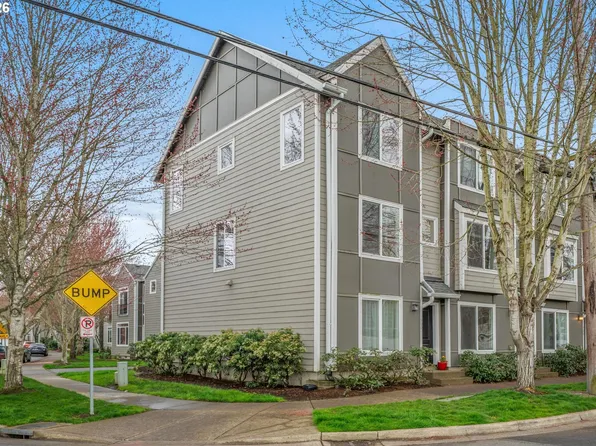 900 SW 173rd Ave, Beaverton, OR 97006