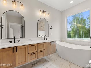 1318 N Utopia View Cir, Wasilla, AK 99654