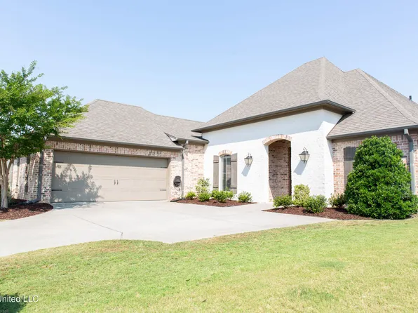 126 Grace Dr, Flowood, MS 39232