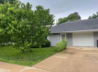 301 E Butternut Ln, Mount Pleasant, IA 52641
