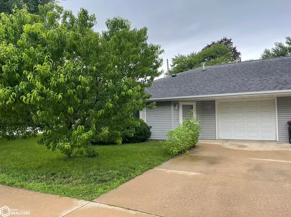 301 E Butternut Ln, Mount Pleasant, IA 52641
