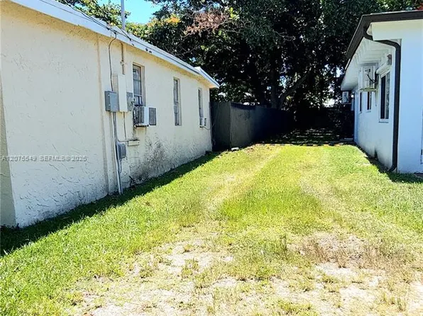 21910 SW 118th Ct #2, Miami, FL 33170