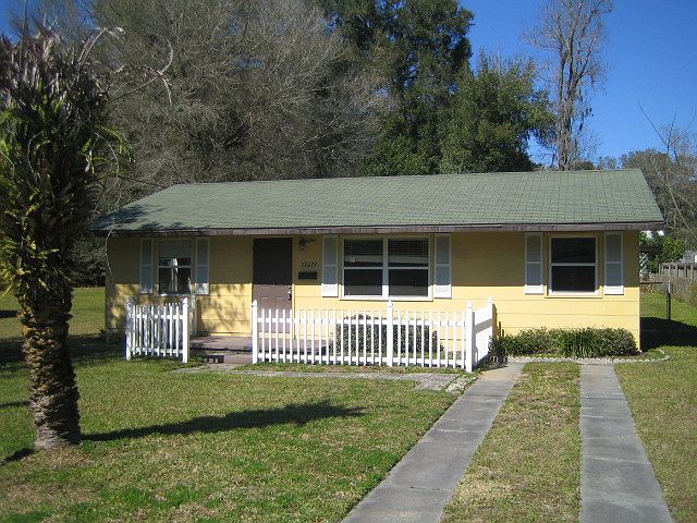 1st image of 37029 McMinn Ave