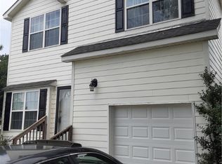 35 Danbury Dr, Saint Pauls, NC 28384