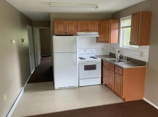 75 Ridgeway St APT 4, East Stroudsburg, PA 18301