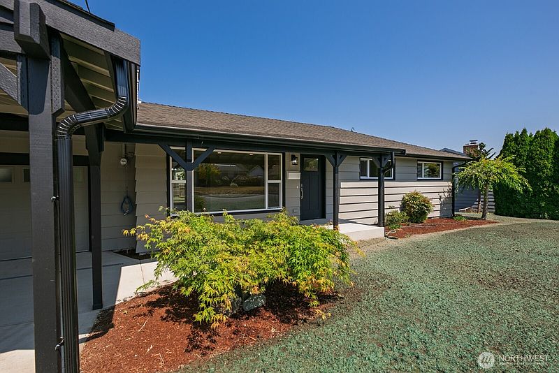 5th image of 4960 Vesper Drive