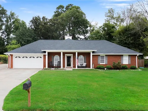 28 Ashley Oaks Trl NW, Rome, GA 30165