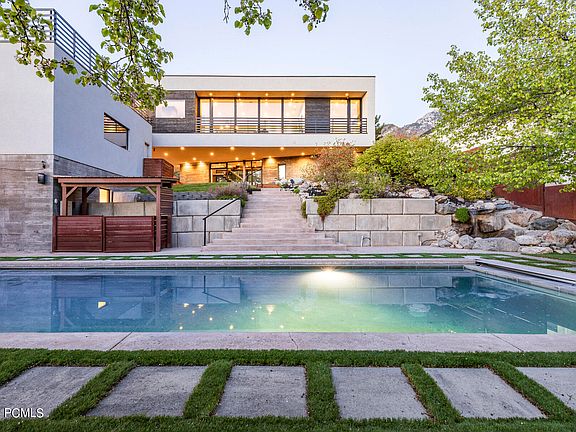 2nd image of 8694 S Alpen Cir