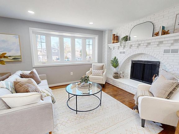 3rd image of 716 Delmar Ave