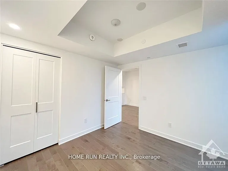 340 Queen St #1710 — Photo 13