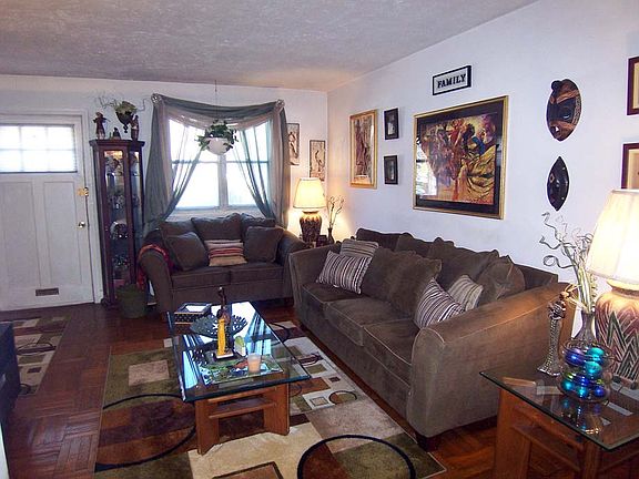 Cresson3518Livingroom