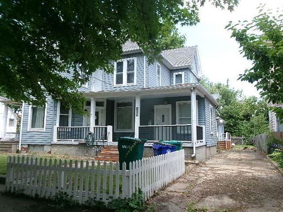 4th image of 640 W Main St