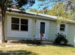5922 Pheasant Ave, Lansing, MI 48911