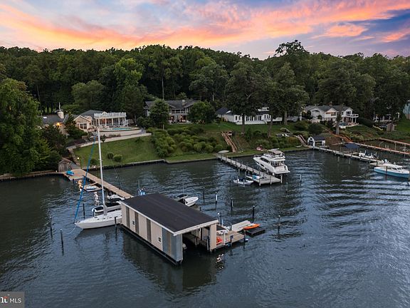 2nd image of 168 W Lake Dr