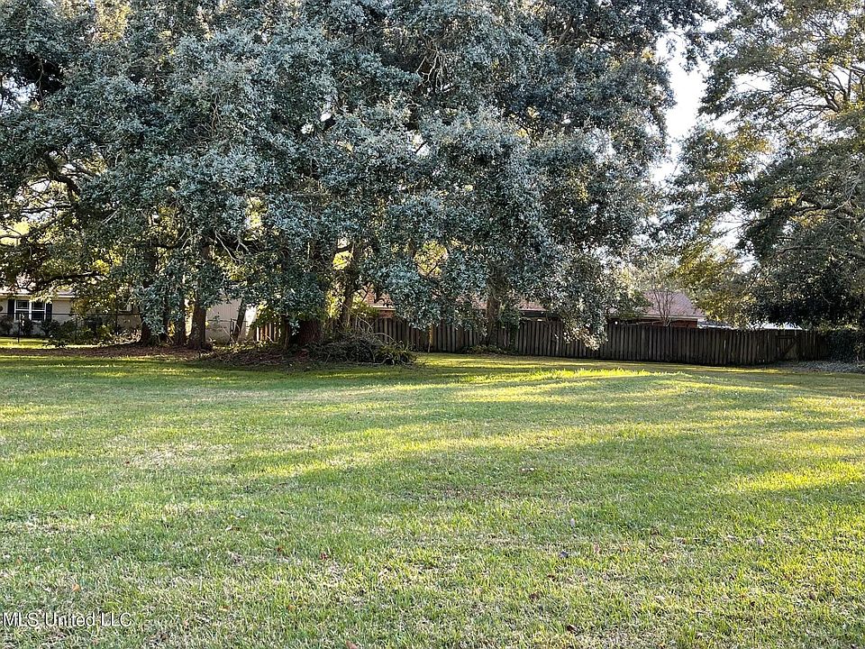 1st image of Navajo Ave Lot 83