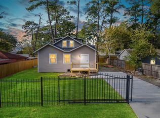 17507 Wild Oak Dr, Houston, TX 77090