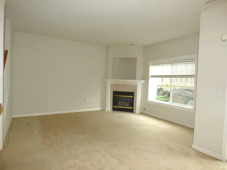 10700 SE 260th St #S102 — Photo 7