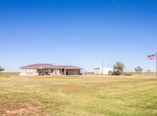 1381 Fm 40, Ralls, TX 79357
