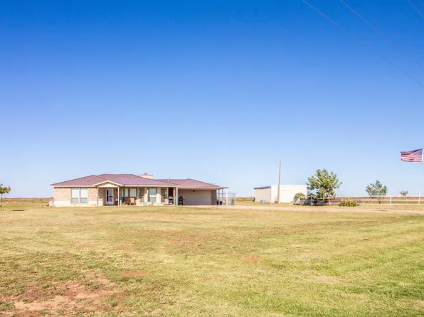 1381 Fm 40, Ralls, TX 79357