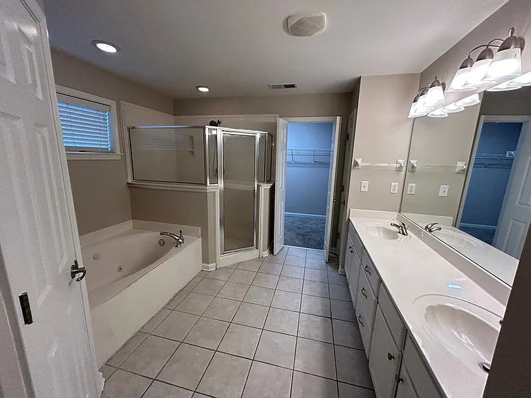 1390 Island Town Dr — Photo 19
