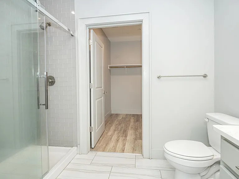 2501 Bienville Blvd #424 — Photo 34